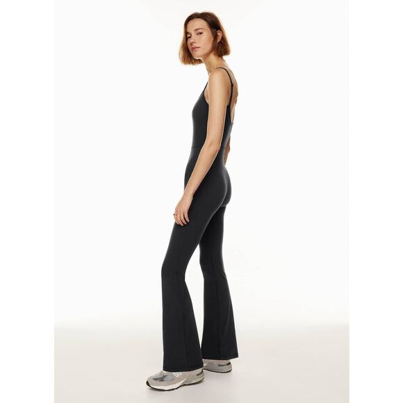 Aritzia Wilfred Free Divinity Kick Flare Stretch Tank Sleeveless Jumpsuit - Picture 4 of 16